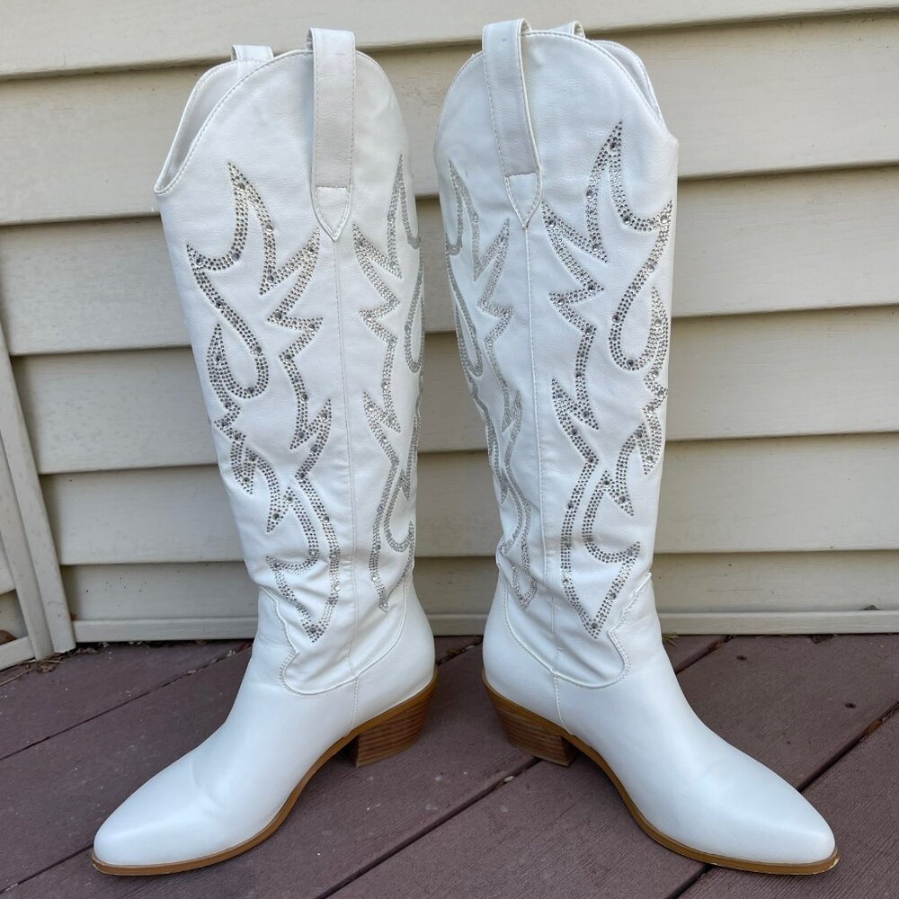 White Cowboy Boots for Women